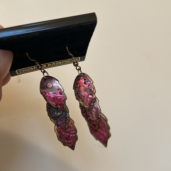 Vtg 80s Diana Marco Pink Abalone Shell Dangling Pierced Iridescent Earrings - Picture 2 of 6